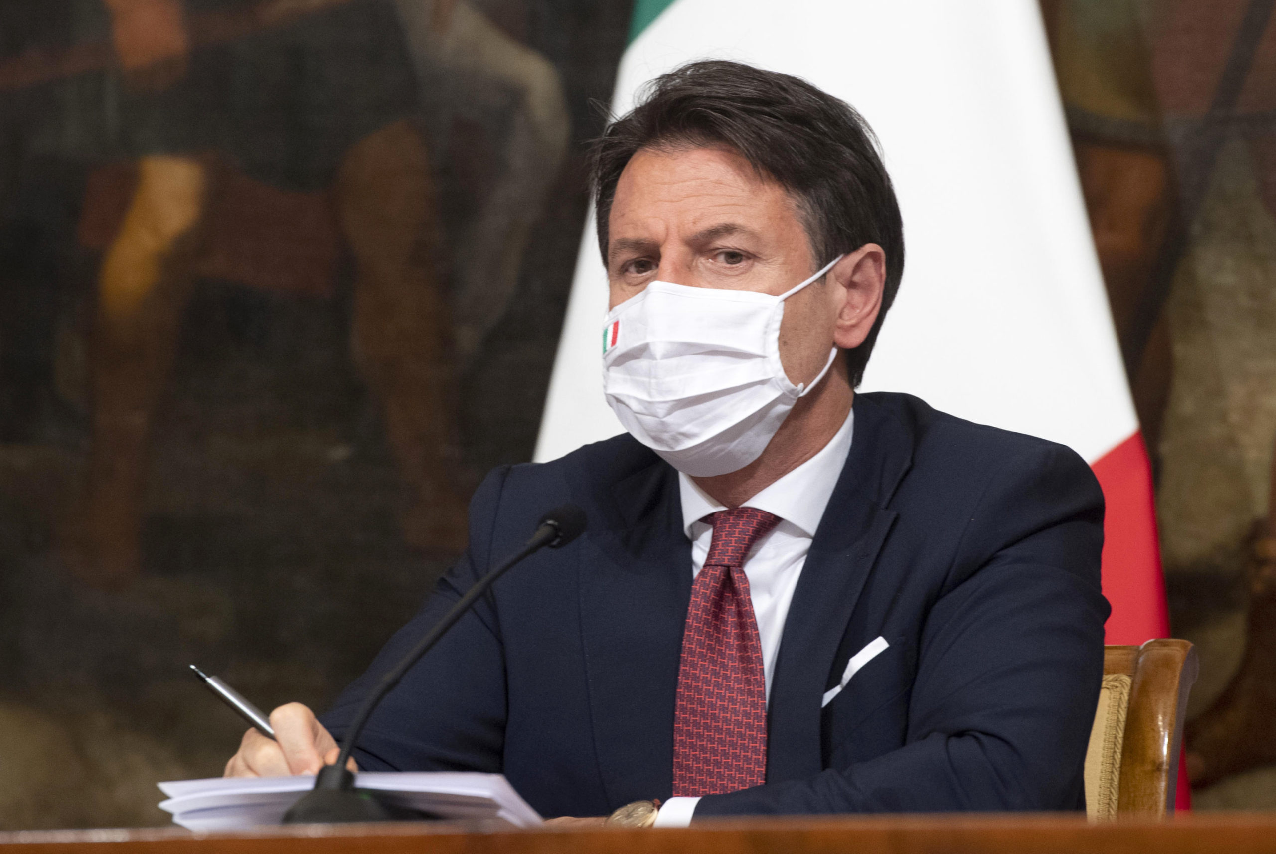 Giuseppe Conte dpcm Natale 2020